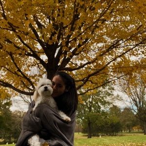 Meet your Posher, Isabella